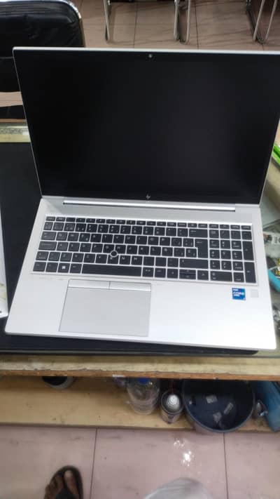 Dell 5320 tuch screen  Core i5 11 gernation