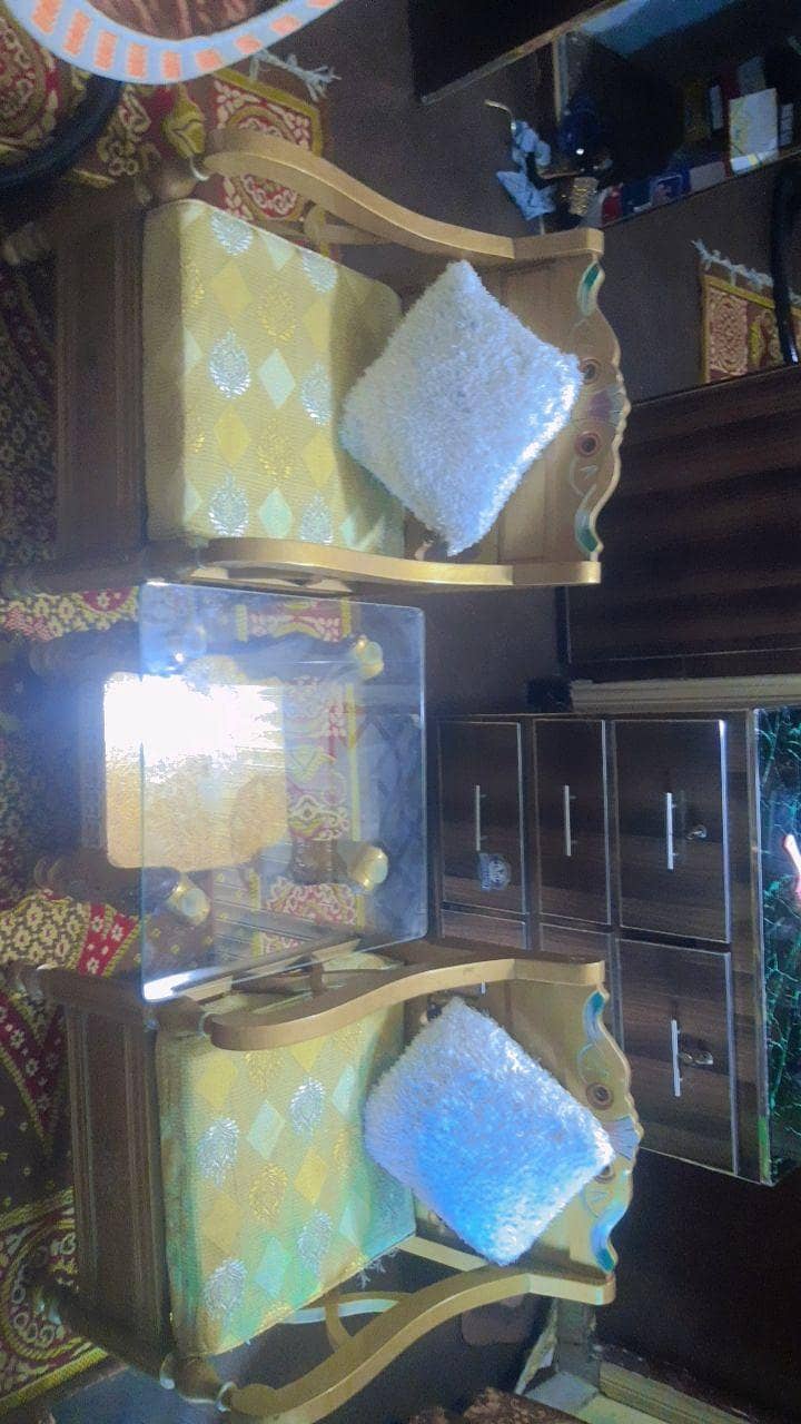 2 single sofas with table 1
