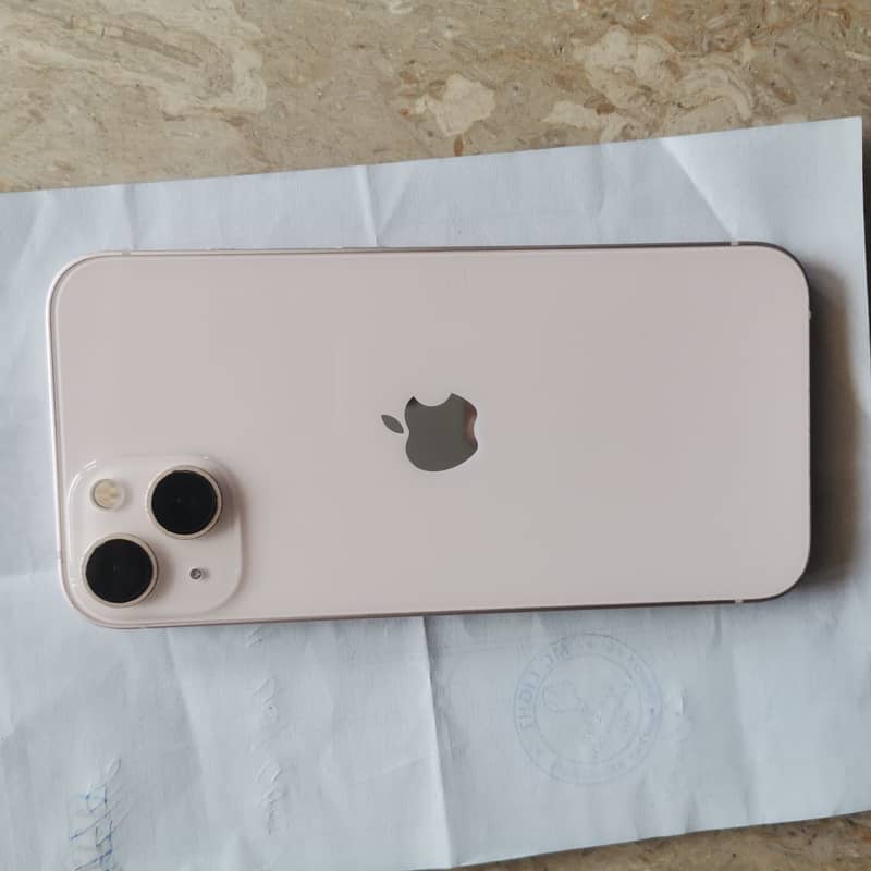 Apple iPhone 13 0