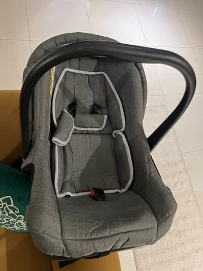 Baby carry cot