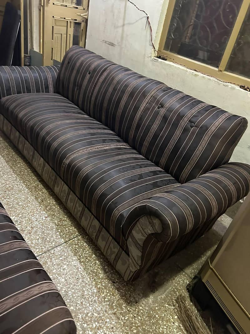 5 Seater Sofe 1