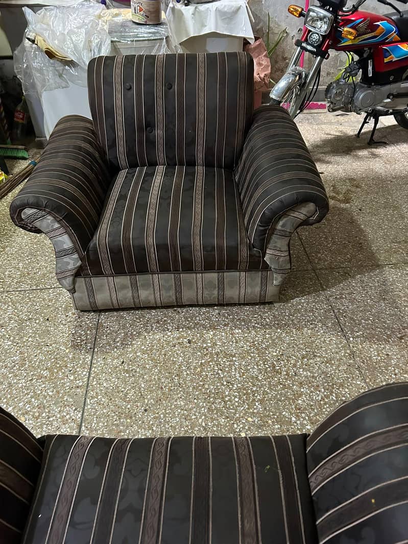 5 Seater Sofe 2