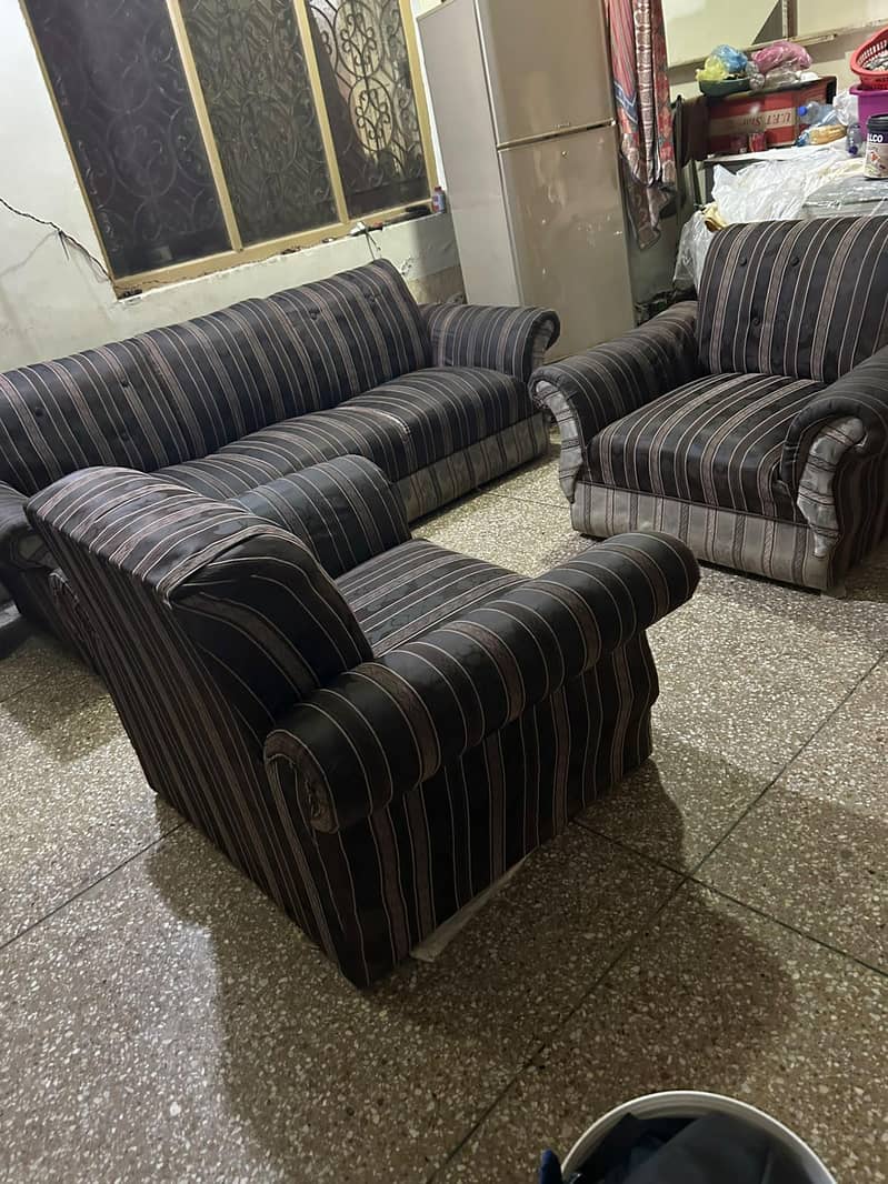 5 Seater Sofe 3