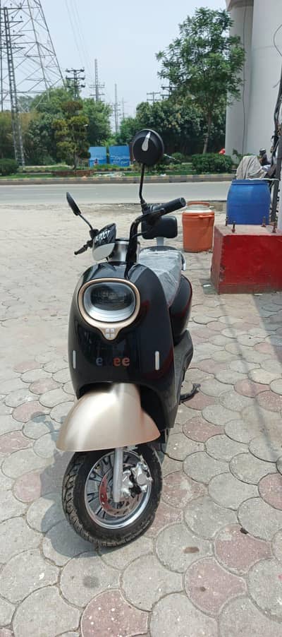 evee nisa scooty for sell Exchange