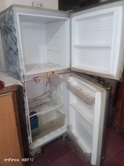 Fridge Ki cooling achi hai bus door kharab hogy hai