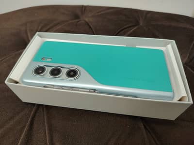 Tecno CAMON 40 Pro with 5 Months Warranty