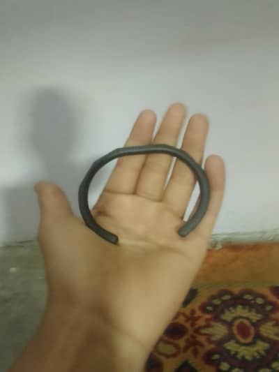 metal kada