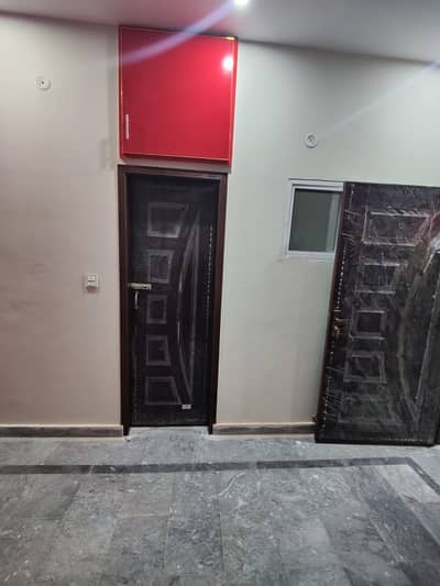 2 Marla Portion For Rent