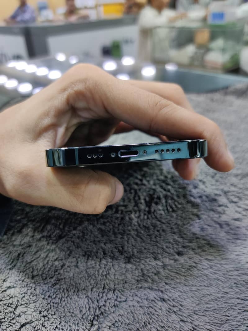 Apple iPhone 13 Pro 5