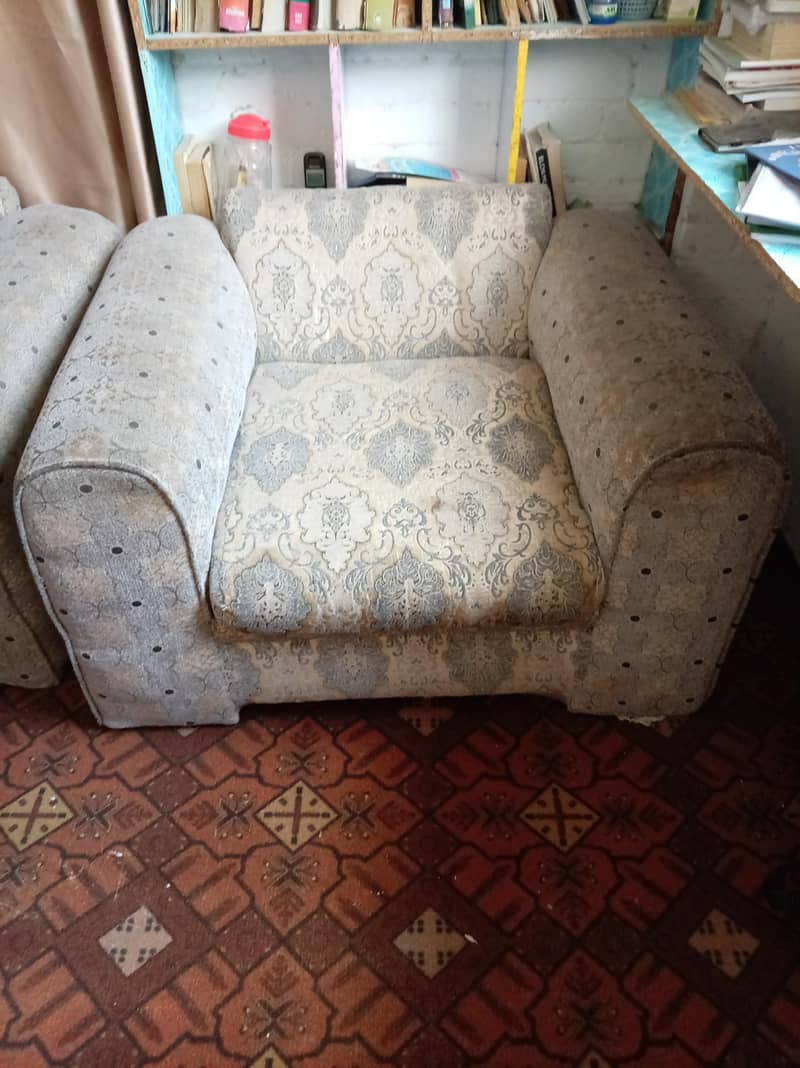 5 seater sofa 0