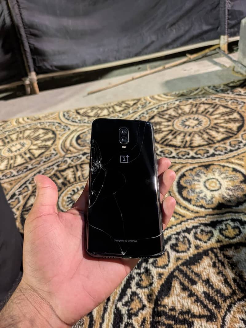 One Plus 6T 1