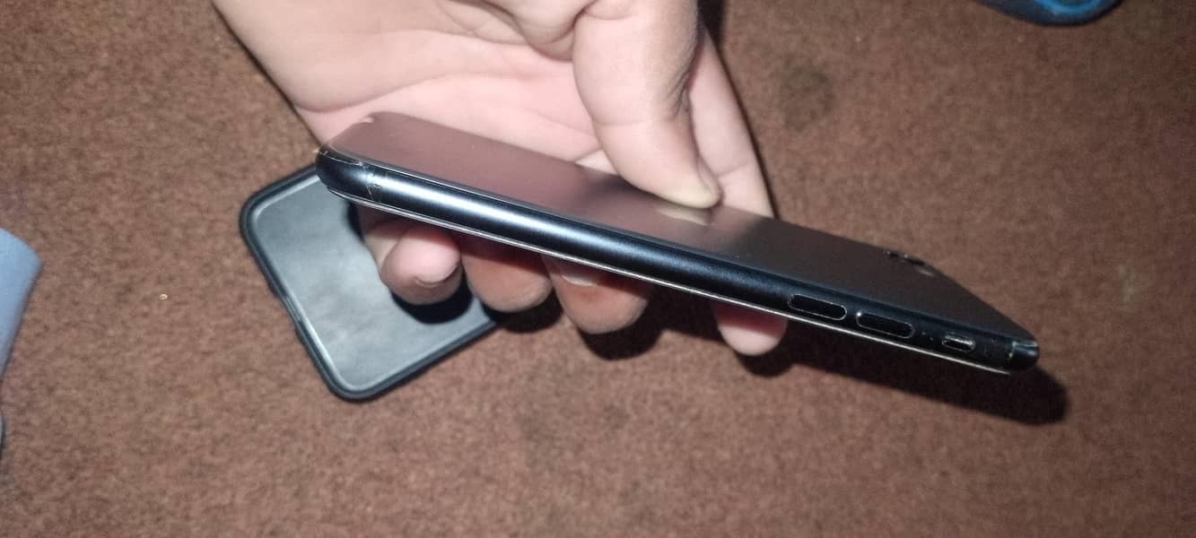 Apple iPhone SE 2