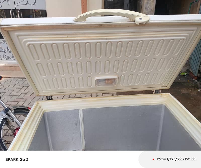 Waves freezer 4