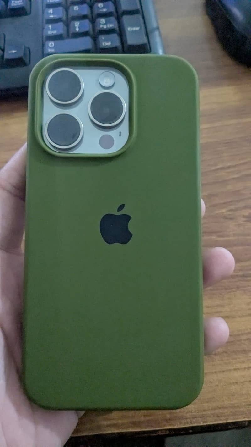 iphone 15 pro 0