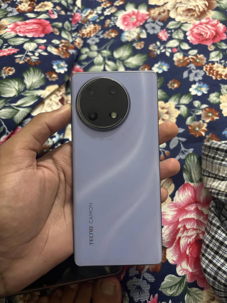 Tecno CAMON 30S 1