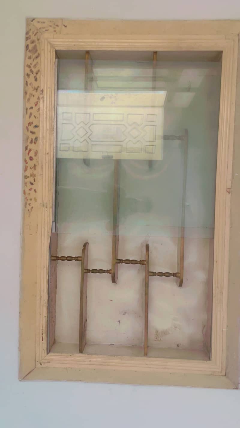 2 showcases 1