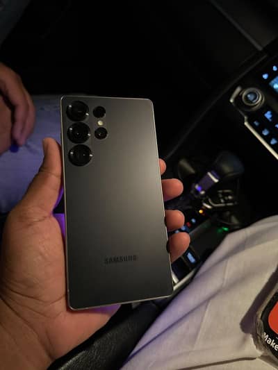 Samsung Mobile S25 Ultra Dual Physical with box