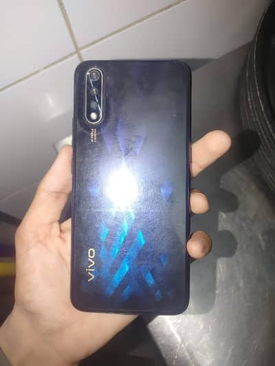 Vivo S1