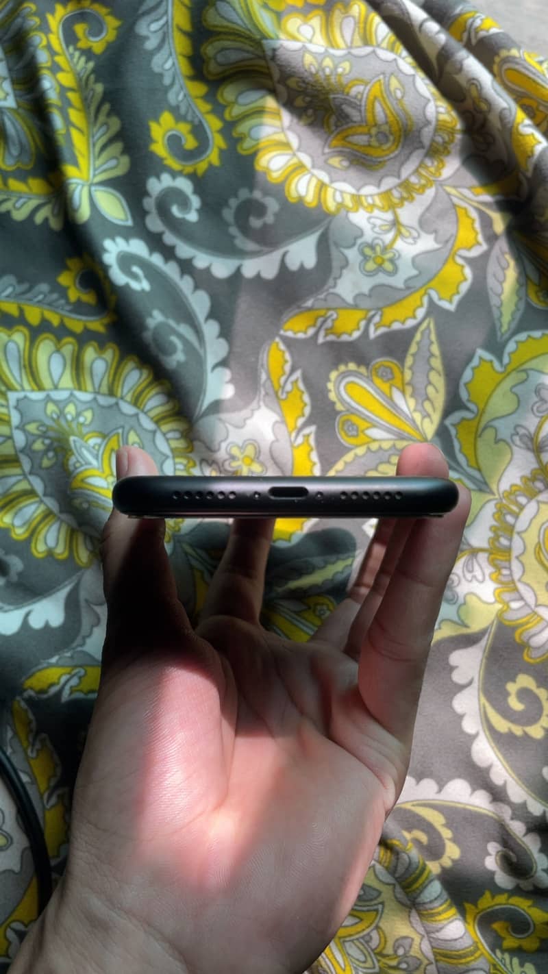 Apple iPhone 11 2