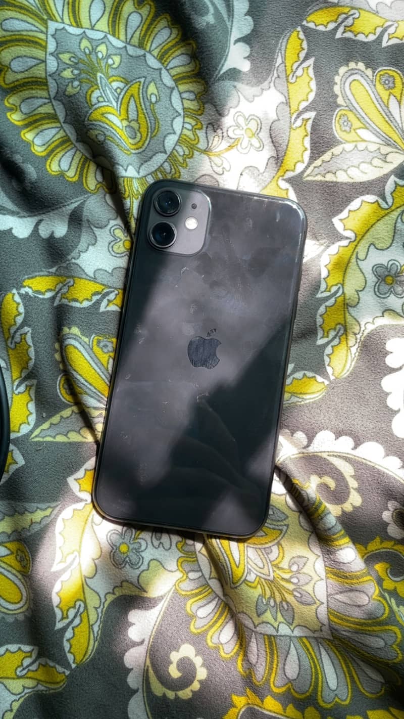 Apple iPhone 11 3