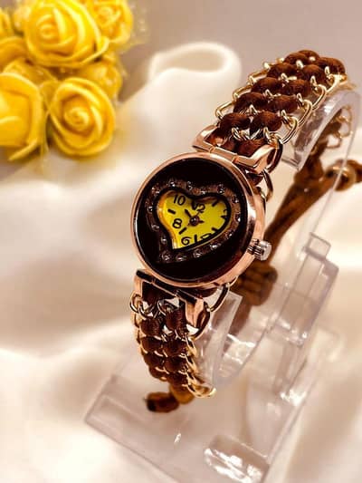 Trendy Heart Watch For Girls - New & Stylish