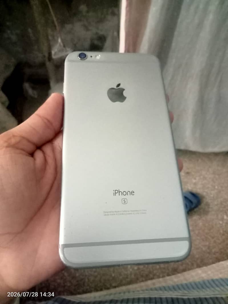 Apple iPhone 6S Plus 2