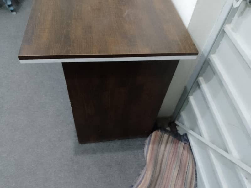 office Table 0