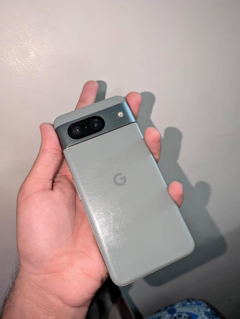Google Pixel 8 1