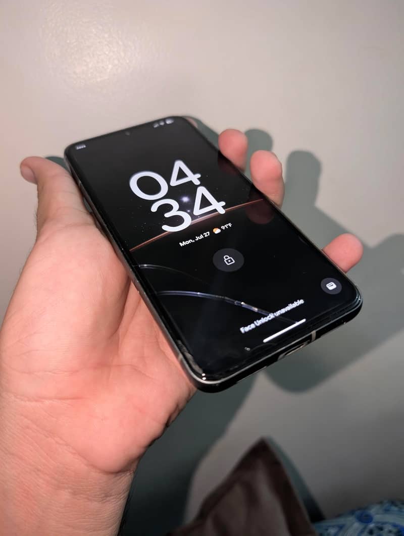 Google Pixel 8 3
