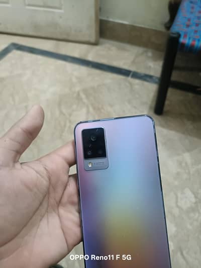 vivo v21