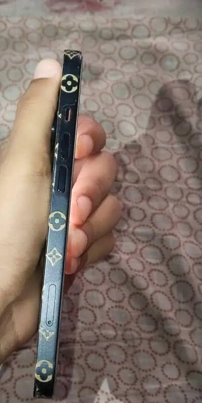 i phone 13