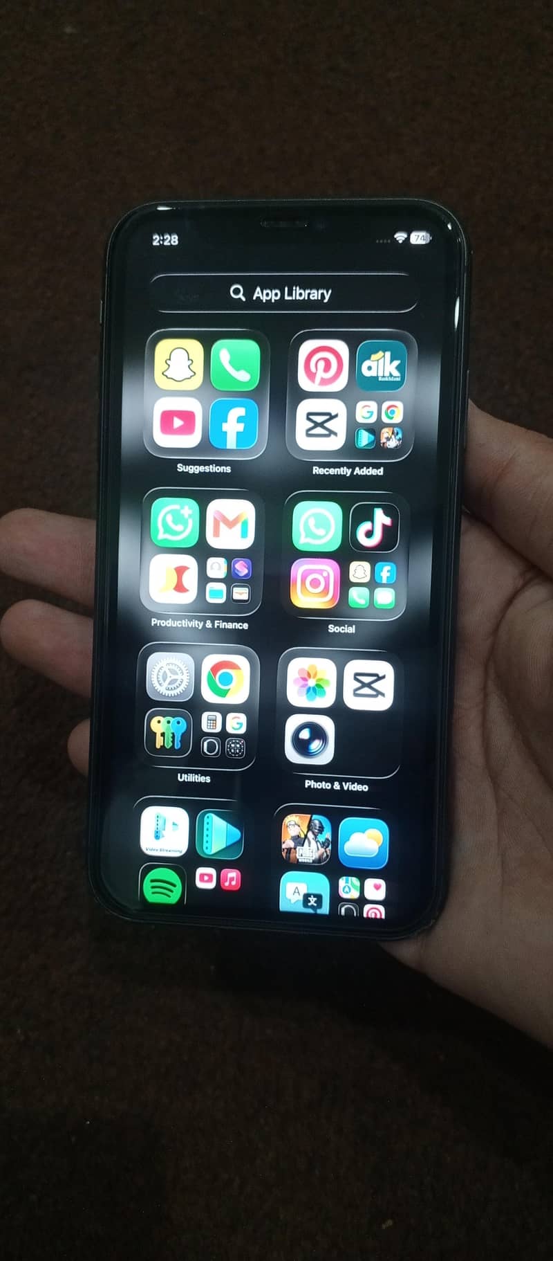 Apple iPhone 11 0