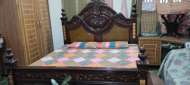1 BED 3 Tables 1 Dressing 2 Side Table