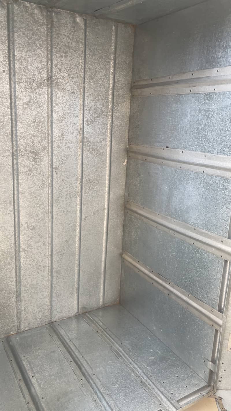 storage trunk 1