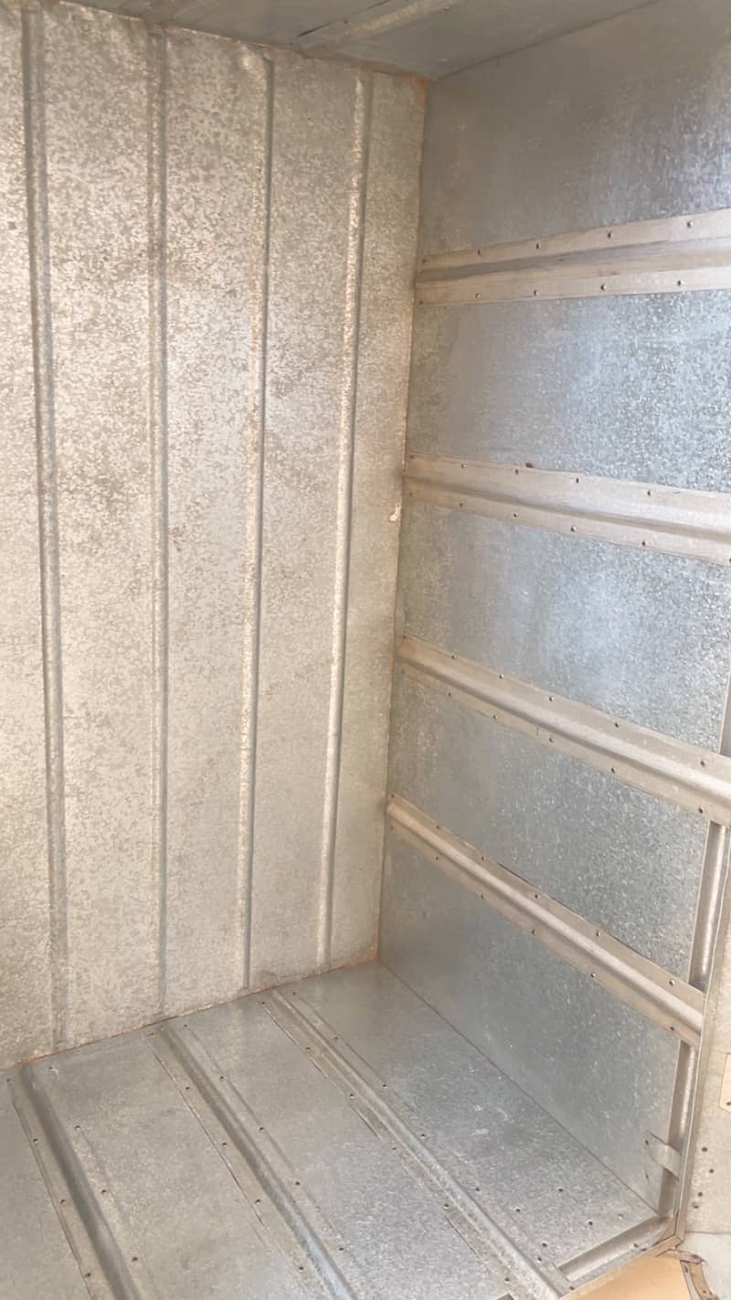 storage trunk 2