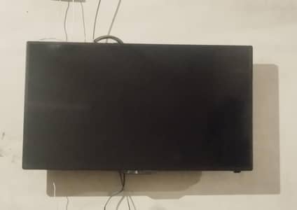 42 inch LCD TV for sale ha