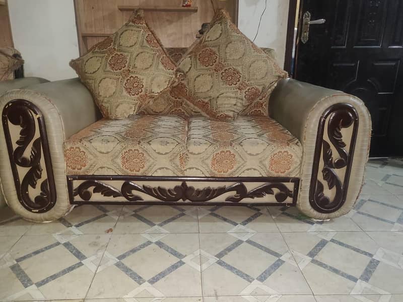 Luxury sofa set 4