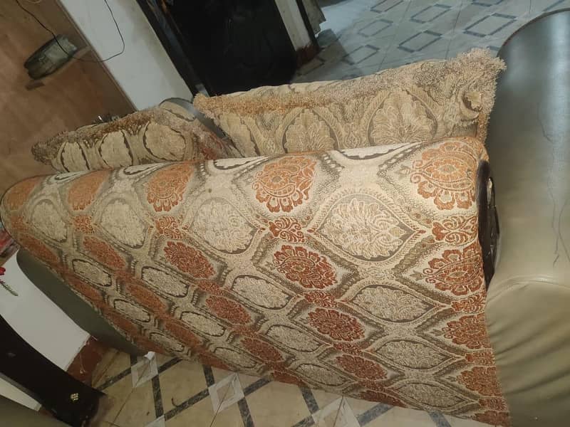 Luxury sofa set 5