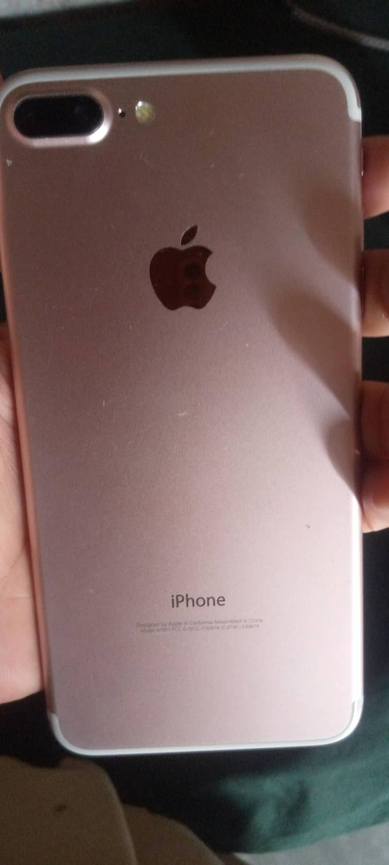 Apple iPhone 7 Plus 3