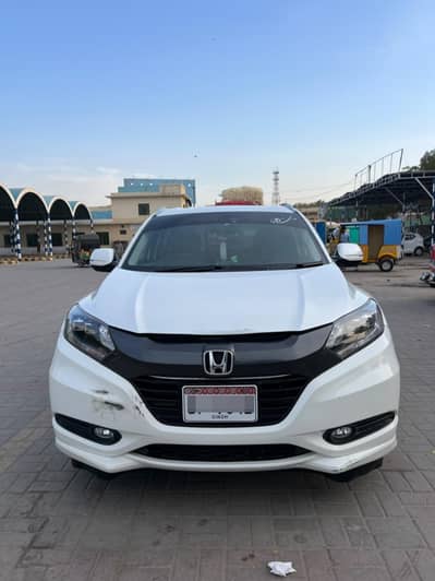 Honda Vezel Hybrid Z 2015|Premium Condition |Hybrid Battery Perfect