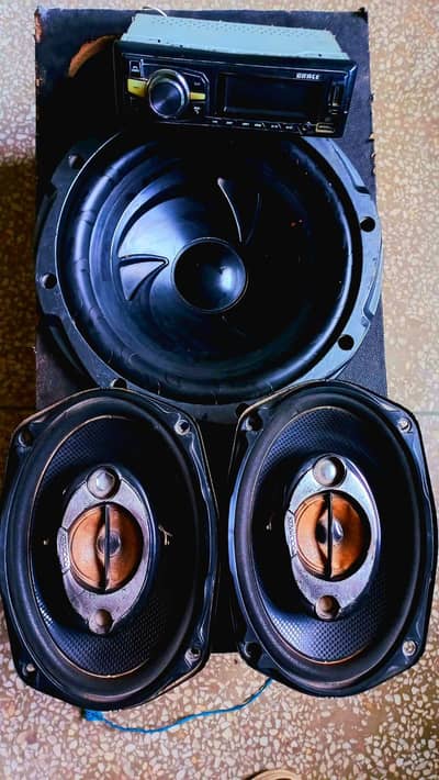 kenwood Ka Amplifier hai sth Kenwood ky speaker