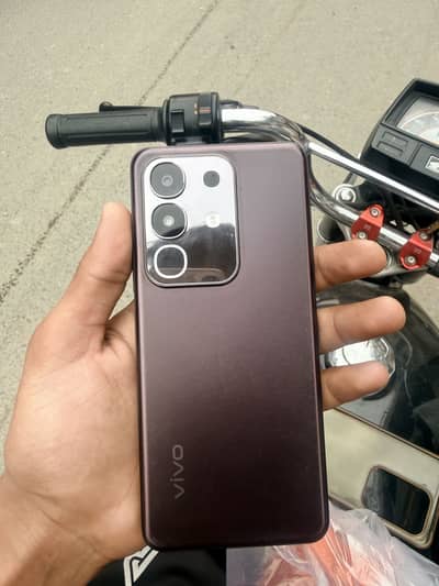 Vivo Y29