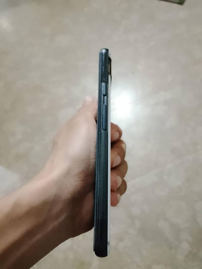 Google Pixel 6a 3
