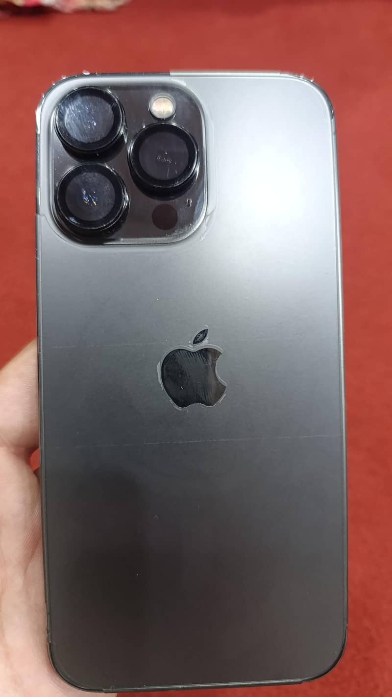 Apple iPhone 13 Pro 1