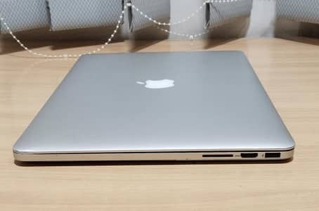 Macbook pro intel core i7 mid 2015