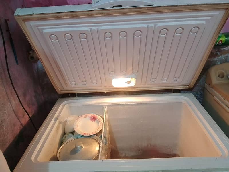 D freezer 0