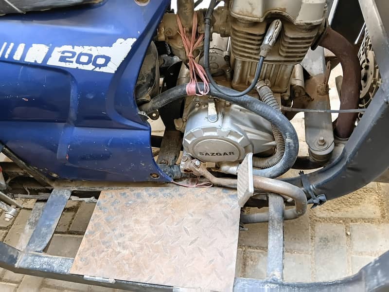 loader (200cc) sazgr 8