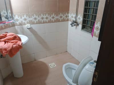 2 Bed huge size apartment available for rent in khudadaad heights.