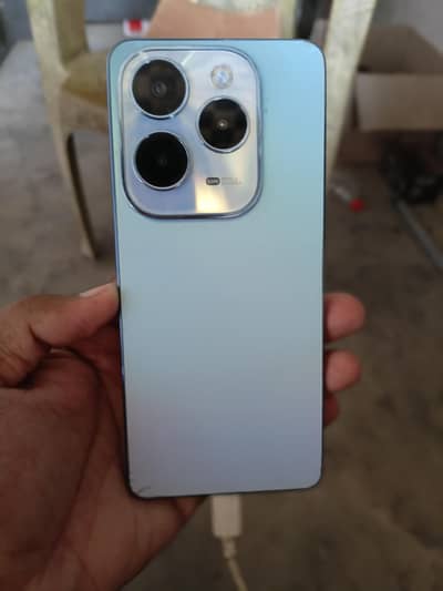 Infinix Hot 40