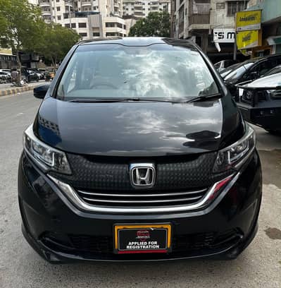 Honda Freed 2016 G - Brand New Condition
